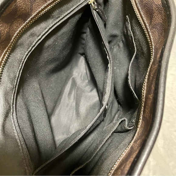 Coach Zip Top Signature Tote - Picture 13 of 15